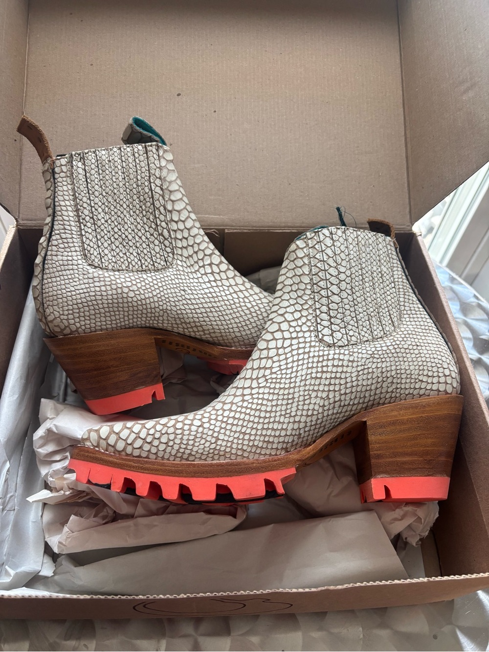 PS KAUFMAN no.1001 freeway chelsea boot bone twister with BOA sole